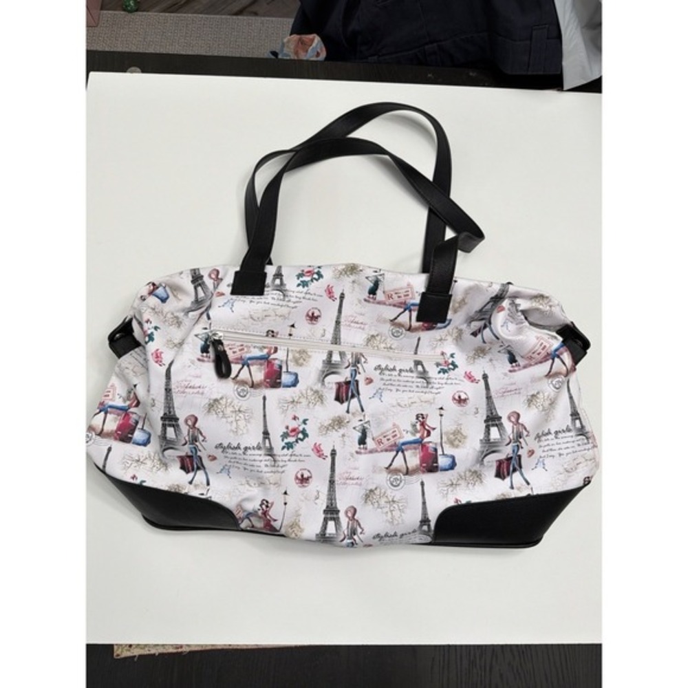 Bueno Paris Print Weekender Overnight Travel Tote Large Faux Leather.      5156‎